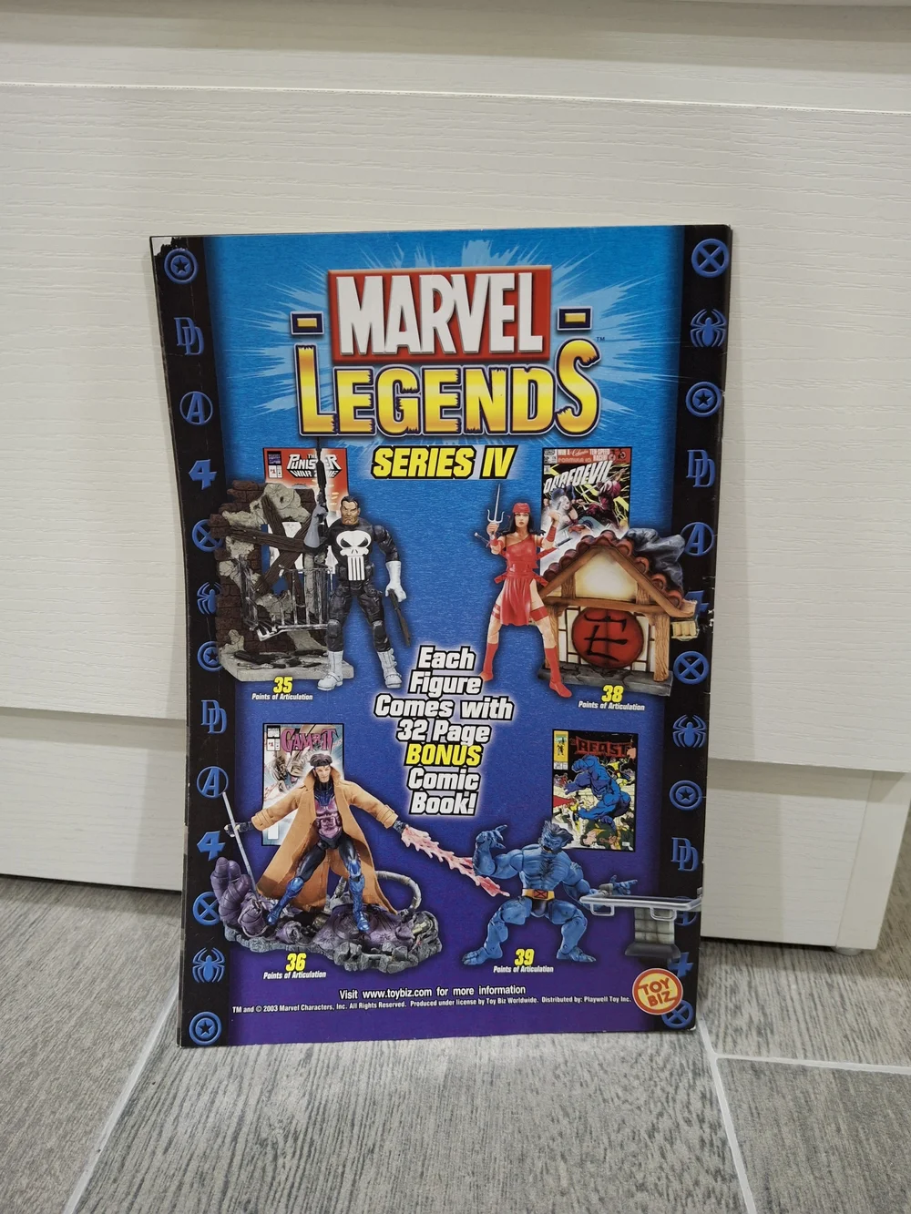 Comic Book Set - Picture 15 of 15